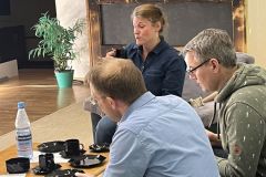 Halbpension-mit-Leiche-017
