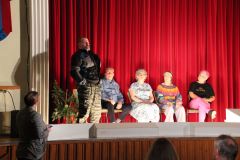 Halbpension-mit-Leiche-076