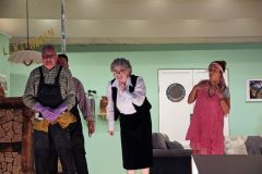 Halbpension-mit-Leiche-085