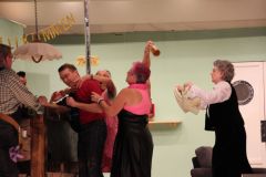 Halbpension-mit-Leiche-125