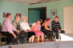 Halbpension-mit-Leiche-225